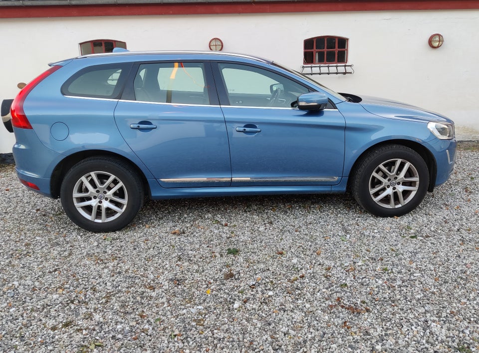 Volvo XC60 2,0 D4 190 Summum aut. 5d