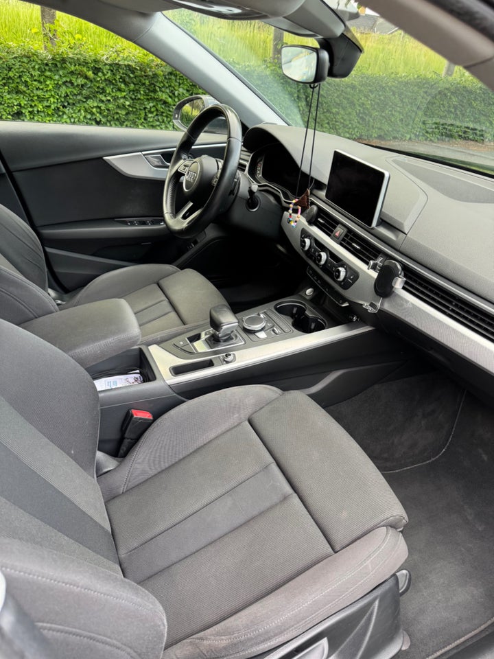 Audi A4 2,0 TFSi 190 S-tr. 4d