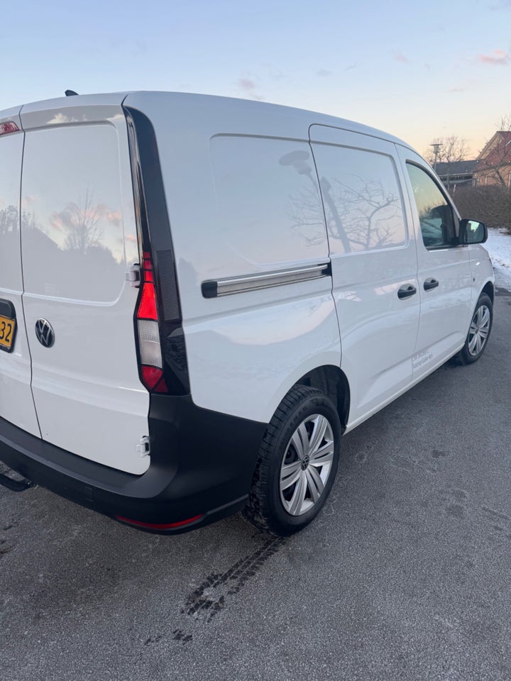 VW Caddy 2,0 TDi 102 Cargo