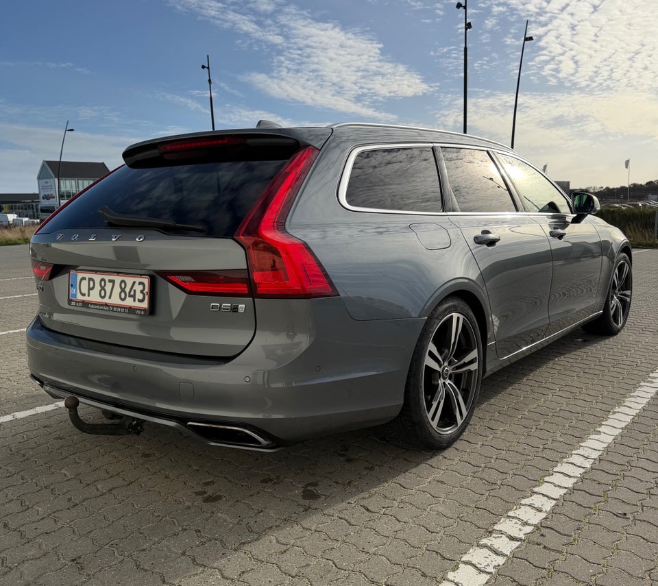 Volvo V90 2,0 D5 235 R-Design aut. AWD 5d