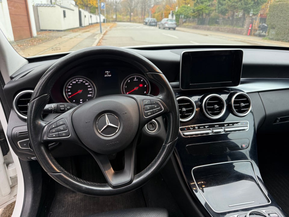 Mercedes C200 d 1,6 Business aut. 4d