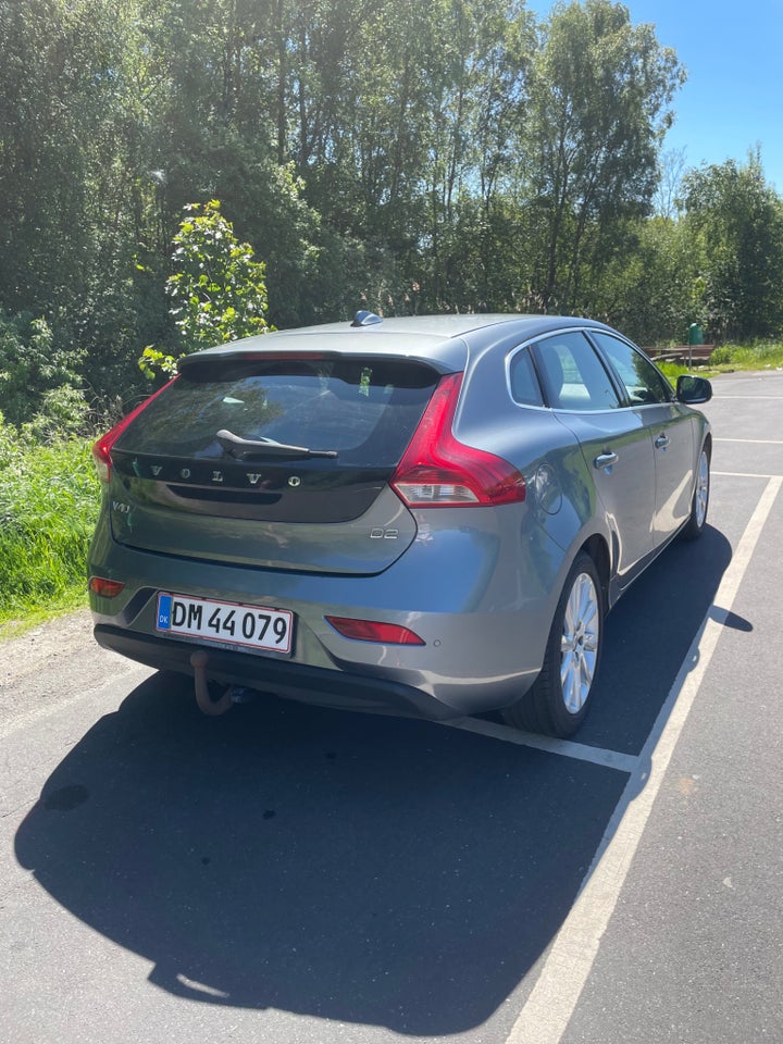 Volvo V40 1,6 D2 115 Momentum 5d