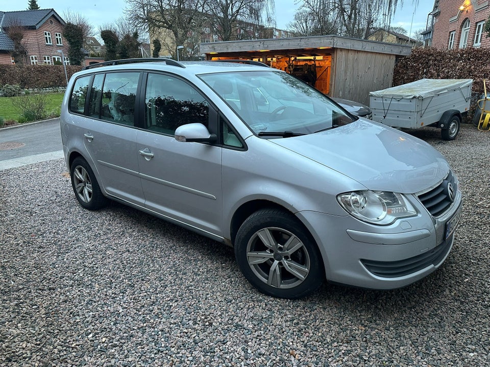 VW Touran 1,6 Trendline 5d