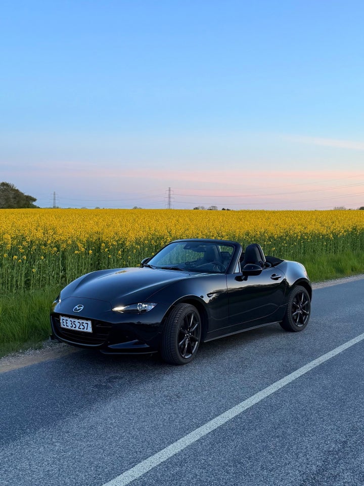 Mazda MX-5 2,0 SkyActiv-G 184 Roadster Cosmo 2d