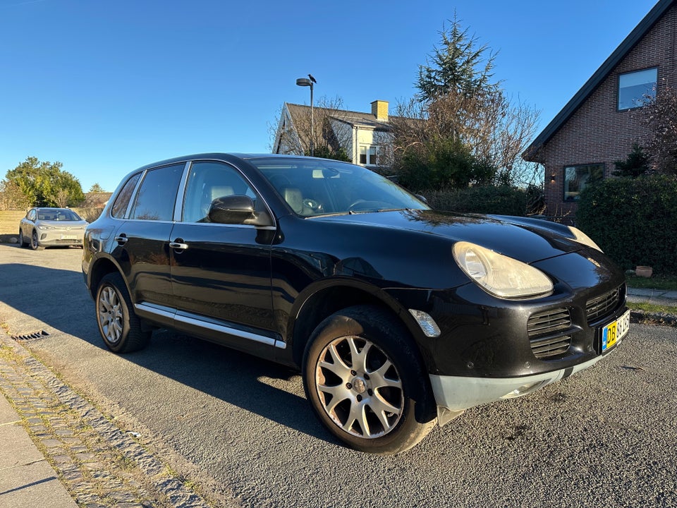 Porsche Cayenne 3,2 Tiptr. Van 5d