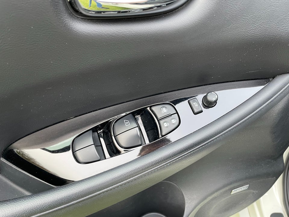 Nissan Leaf 40 Tekna 5d