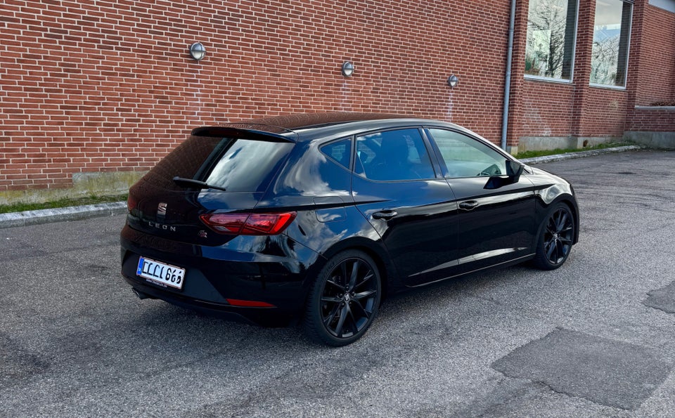 Seat Leon 1,5 TSi 150 FR Black Line+ DSG 5d