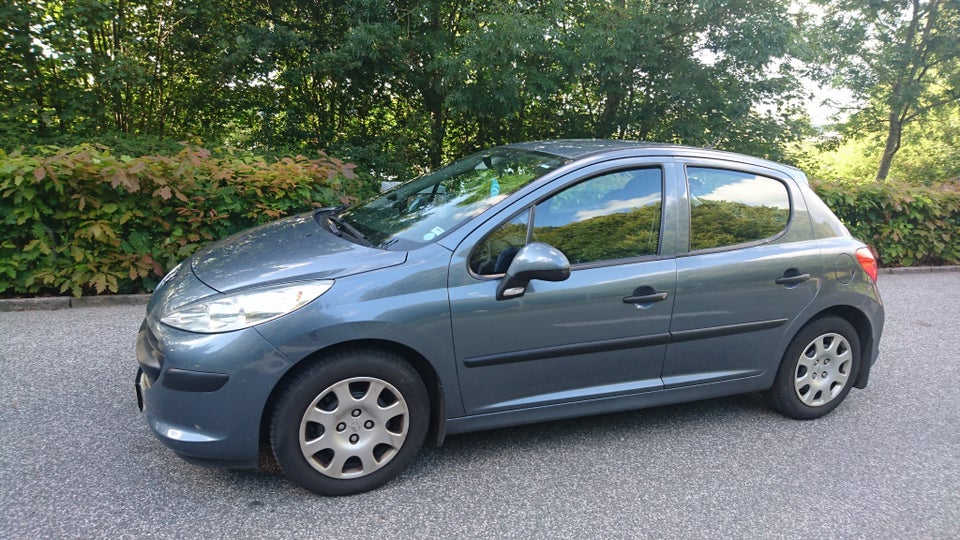 Peugeot 207 1,4 HDi 5d