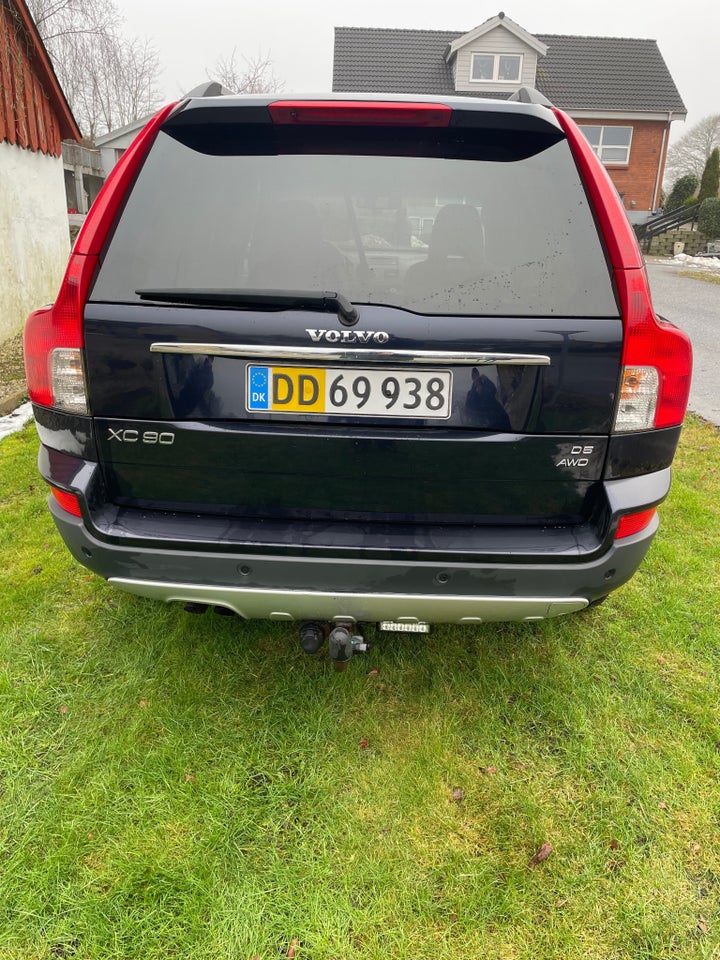 Volvo XC90 2,4 D5 185 Summum aut. AWD Van 5d