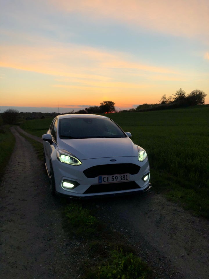 Ford Fiesta 1,0 EcoBoost ST-Line 5d