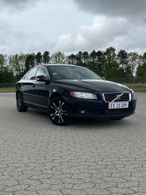 Volvo S80 2,5 T Summum aut. 4d