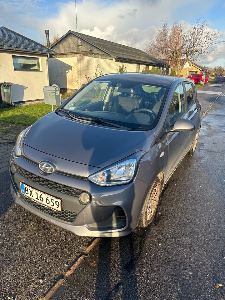Hyundai i10 1,0 Touch 5d