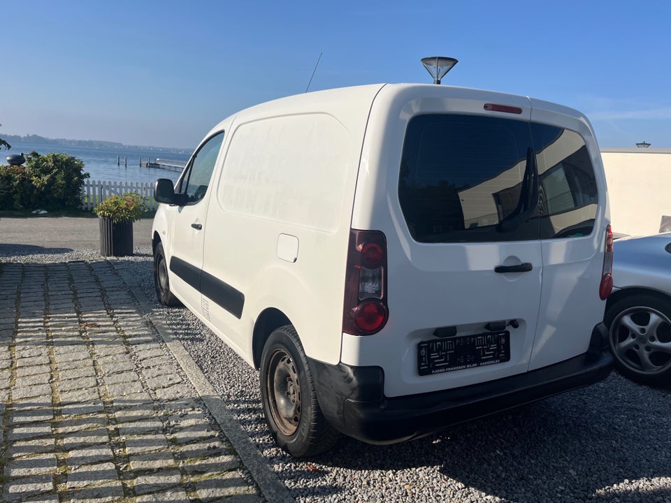 Citroën Berlingo 1,6 e-HDi 92 Cityvan E6G L2N2 5d