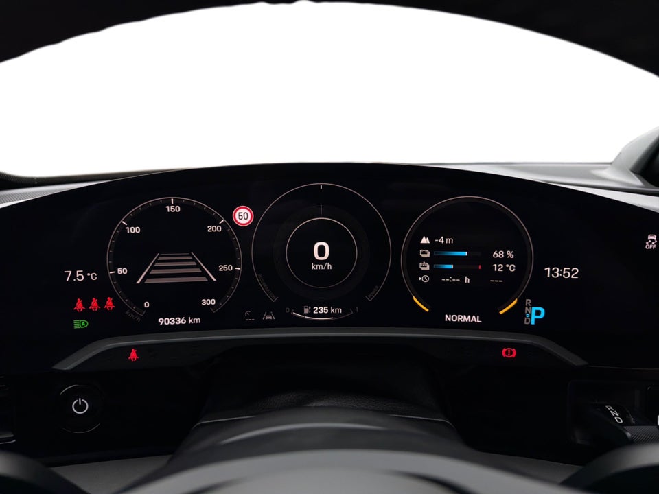 Porsche Taycan Turbo Performance+ 4d