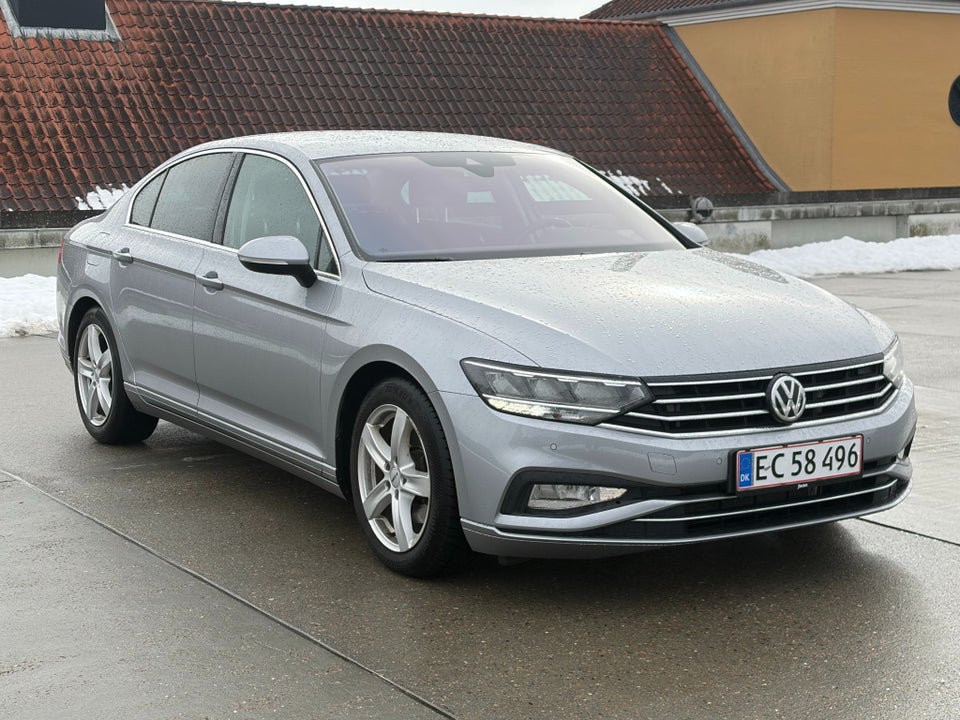 VW Passat 2,0 TDi 150 Elegance+ DSG 4d