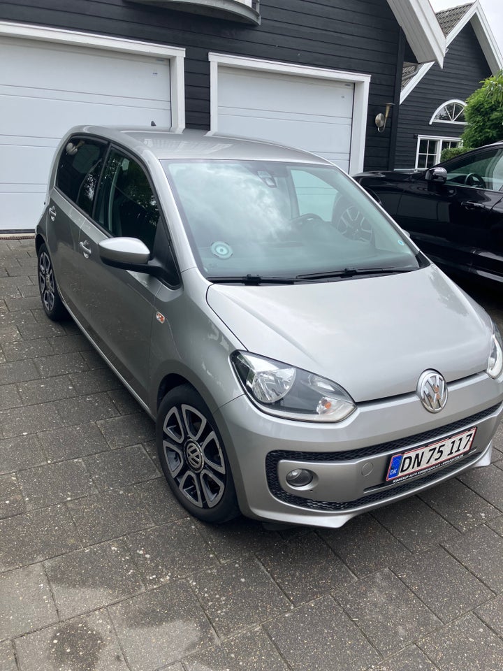 VW Up! 1,0 75 High Up! BMT 5d