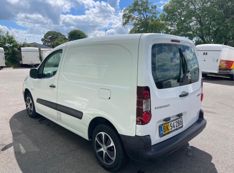 Peugeot Partner 1,6 BlueHDi 100 L1 Flex Van 5d