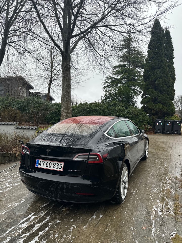 Tesla Model 3 Long Range AWD 4d