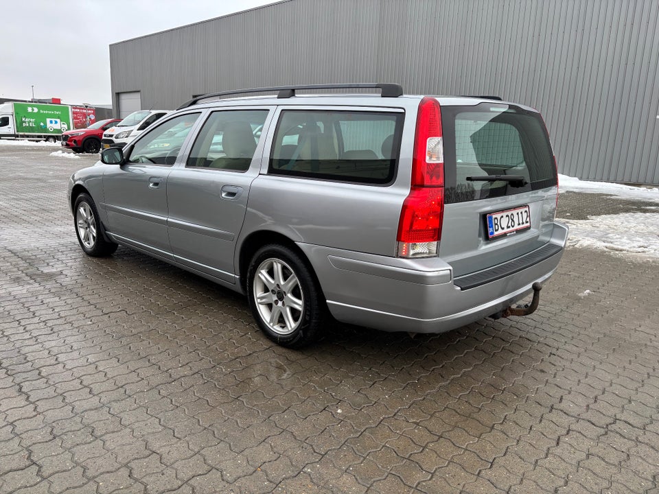 Volvo V70 2,4 140 Classic 5d