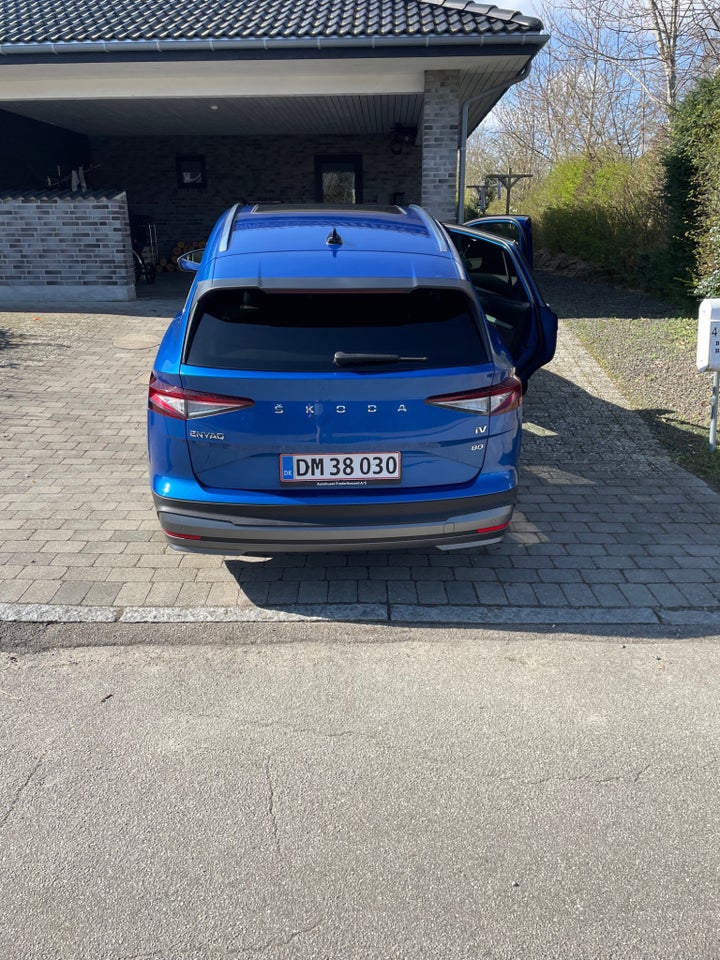 Skoda Enyaq 80 iV Plus Lodge 5d