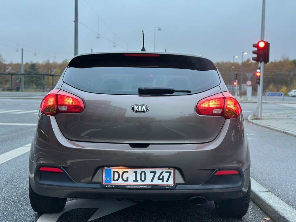 Kia Ceed 1,6 GDi Active 5d