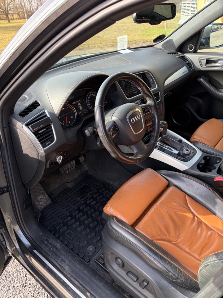 Audi Q5 3,0 TDi 240 quattro S-tr. Van 5d