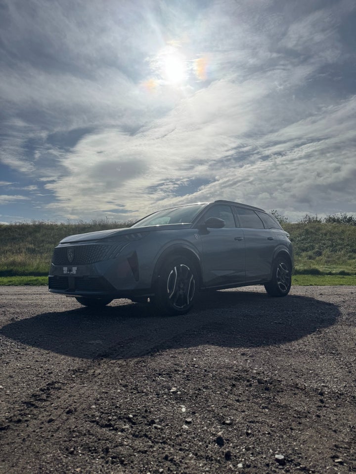 Peugeot e-5008 77 GT Pack 7prs 5d