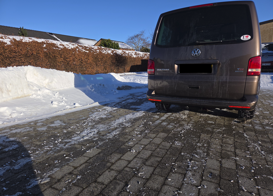 VW Multivan 2,0 TDi 180 Comfortline DSG kort 4d