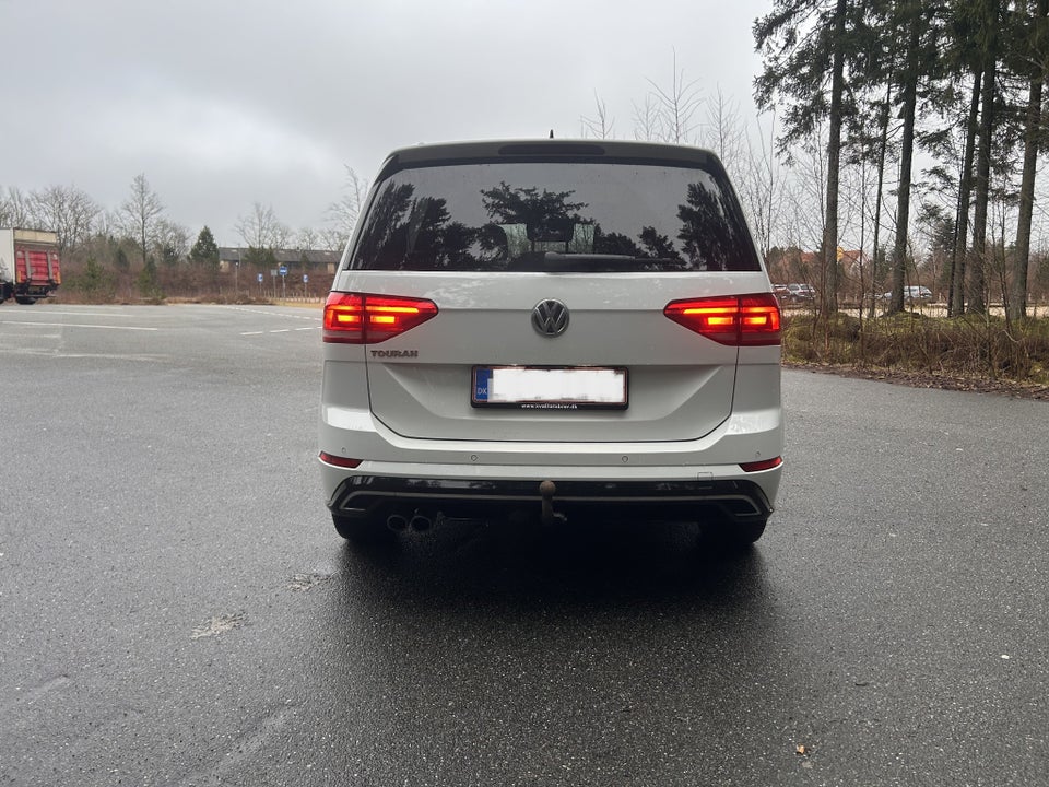 VW Touran 2,0 TDi 150 Highline DSG 7prs 5d