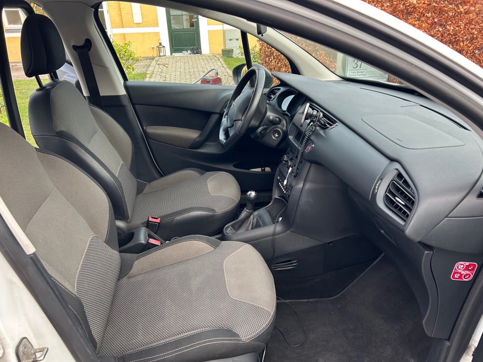 Citroën C3 1,0 PureTech 68 Attraction Van 5d