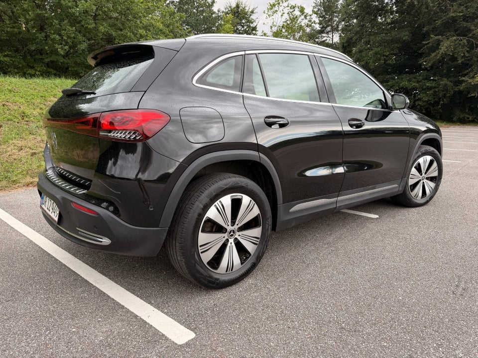 Mercedes EQA250 Progressive 5d