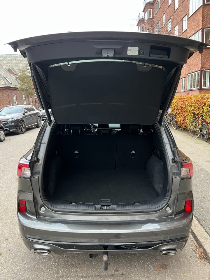 Ford Kuga 2,5 PHEV ST-Line X CVT 5d