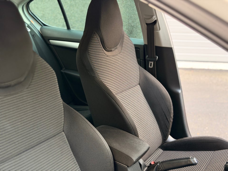 Skoda Octavia 1,2 TSi 105 Elegance 5d