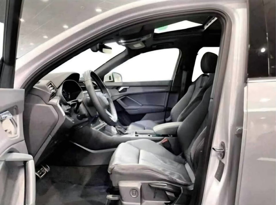 Audi Q3 45 TFSi e S-line plus S-tr. 5d