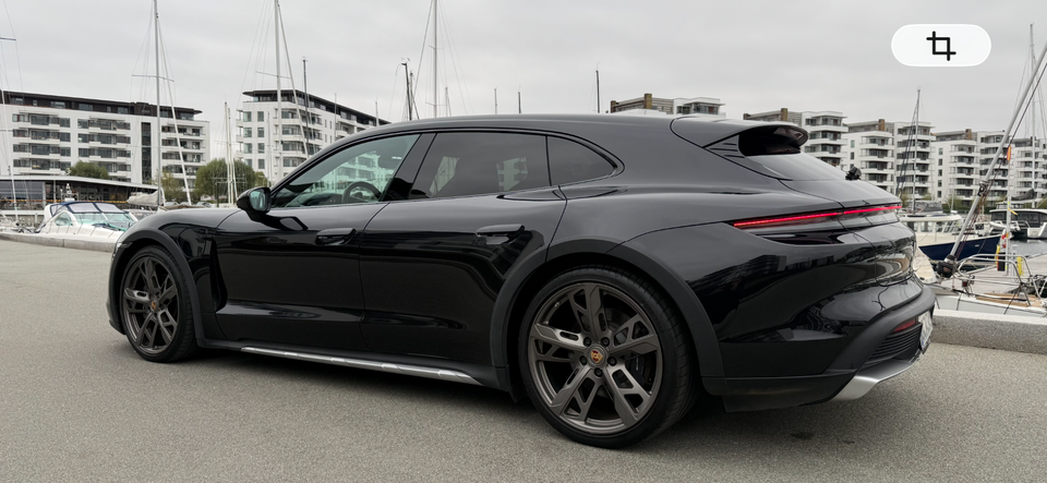 Porsche Taycan 4 Performance+ Cross Turismo 5d