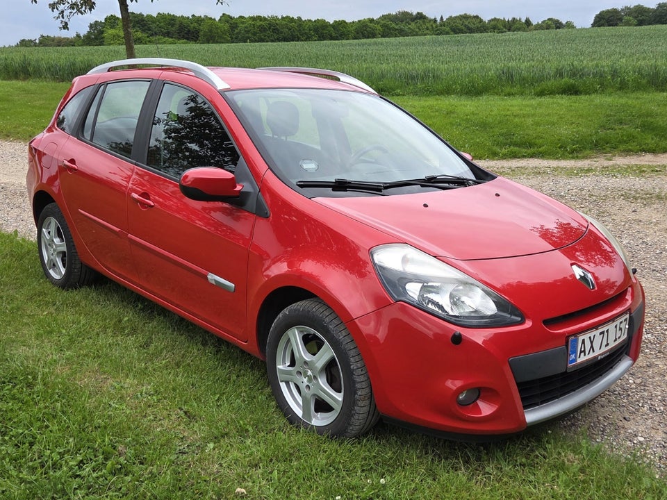 Renault Clio III 1,2 16V TCe Expression Sport Tourer 5d