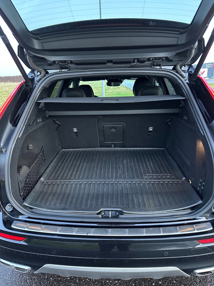 Volvo XC60 2,0 T8 407 R-Design Polestar aut. AWD 5d