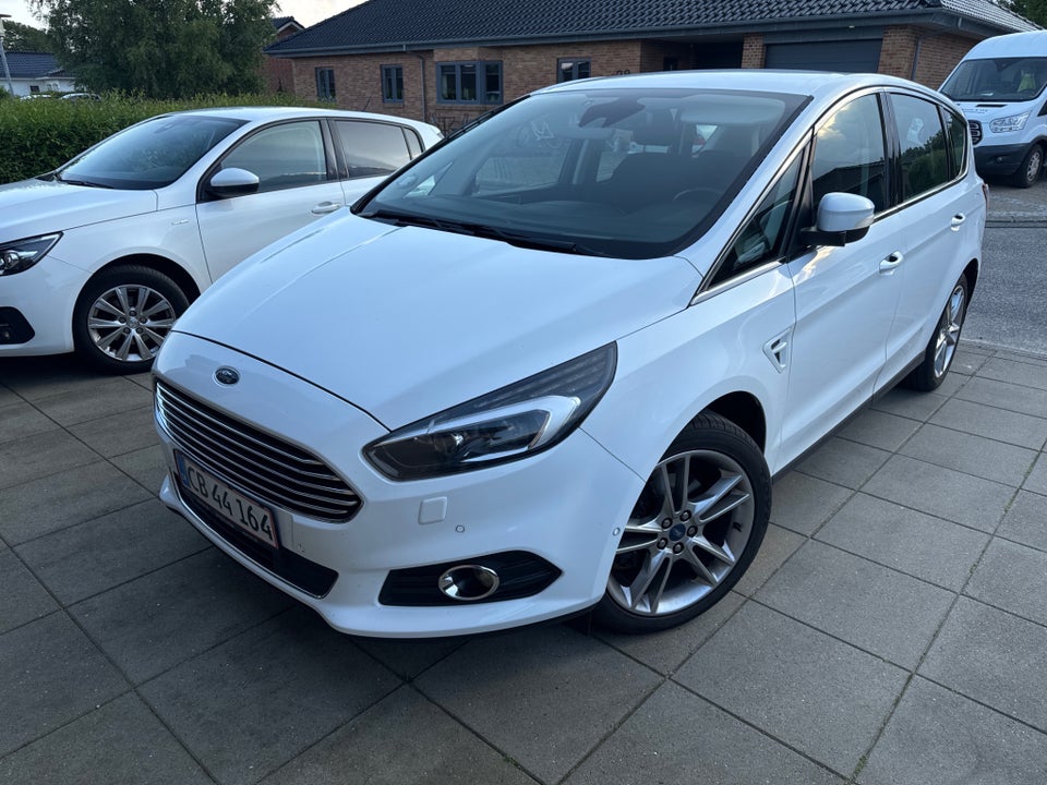 Ford S-MAX 2,0 TDCi 180 Titanium aut. 5d