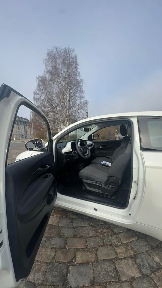 Fiat 500e 42 Icon 3d