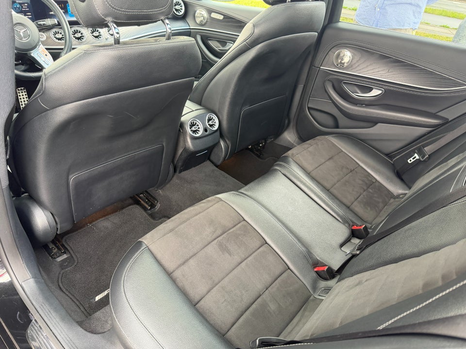Mercedes E300 de 2,0 AMG Line aut. 4d