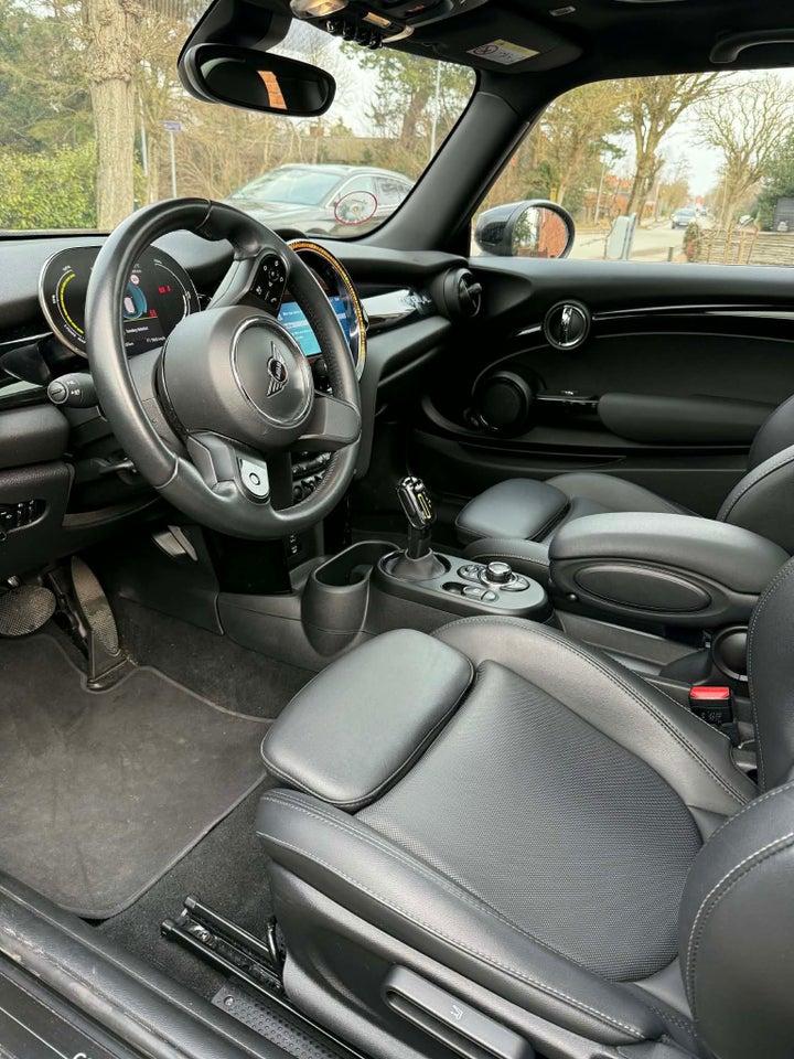 MINI Cooper SE Camden Edition 3d