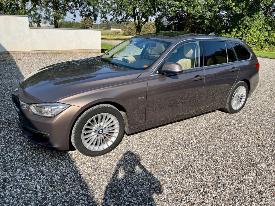 BMW 320d 2,0 Touring Luxury Line aut. 5d