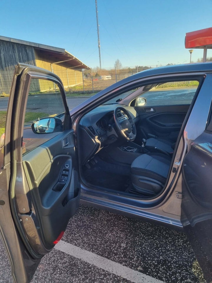 Hyundai i20 1,0 T-GDi Trend 5d