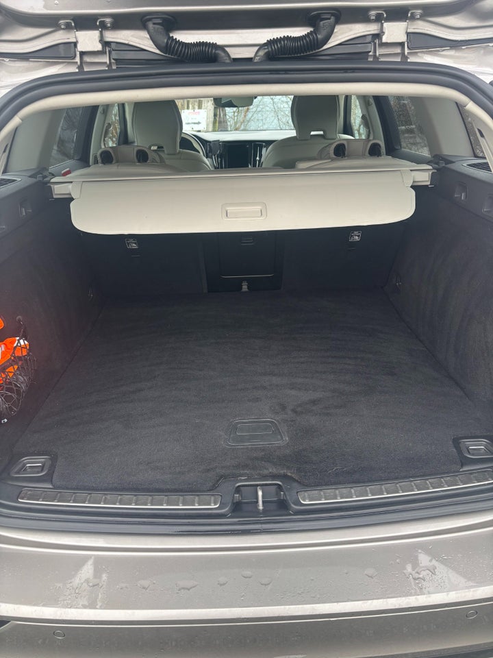 Volvo V60 2,0 D4 190 Inscription aut. 5d