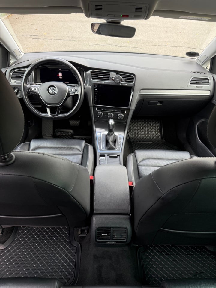 VW e-Golf VII Highline 5d