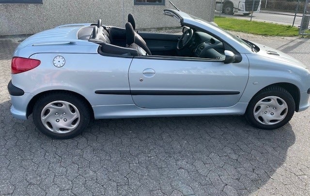 Peugeot 206 1,6 16V CC 2d