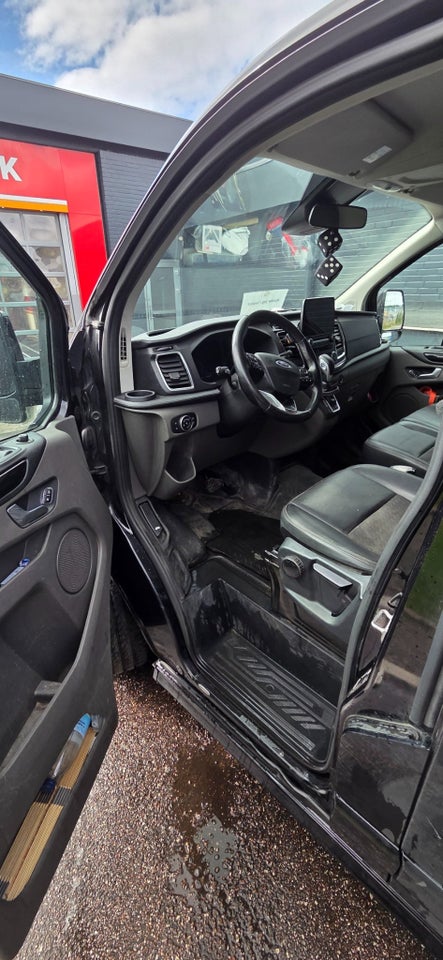 Ford Transit Custom 320 L2 2,0 TDCi 185 Sport aut.