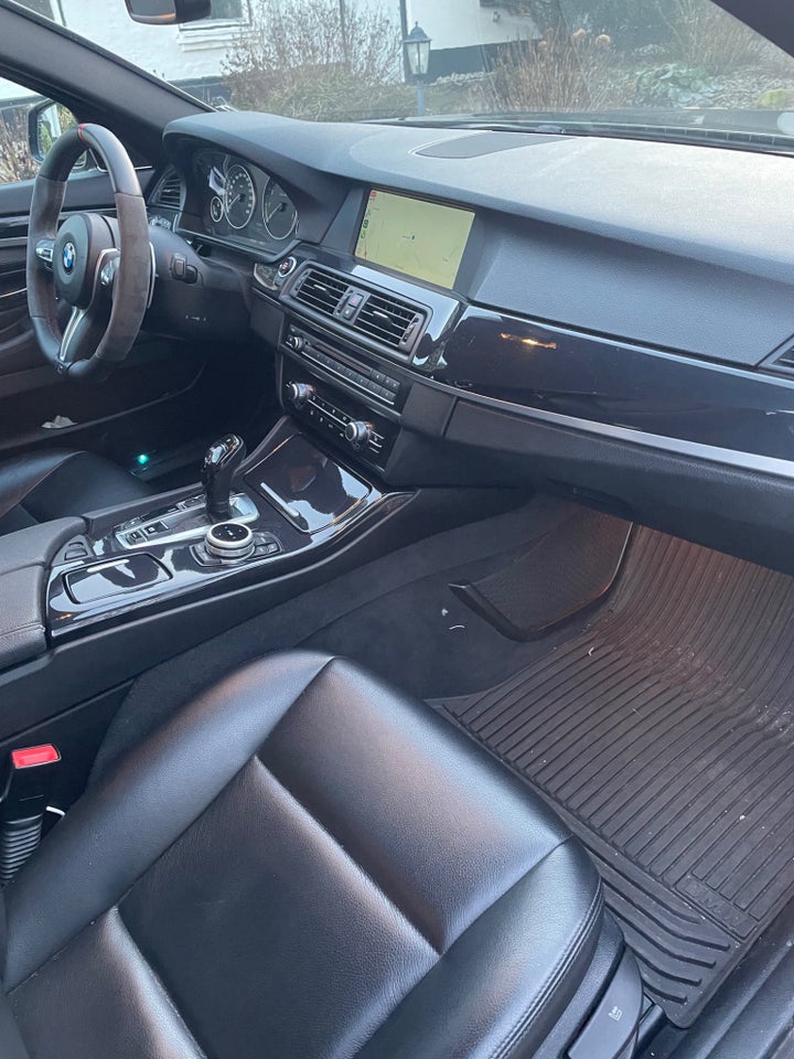 BMW 528i 3,0 Touring aut. 5d