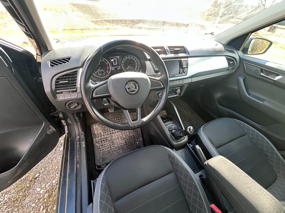 Skoda Fabia 1,0 MPi 75 Ambition Combi 5d
