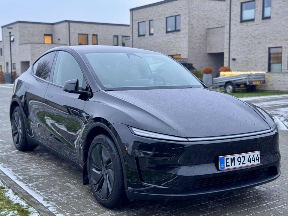 Tesla Model Y Premium Long Range AWD 5d